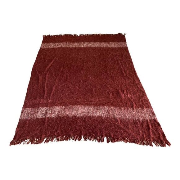 Southern Living Dillard’s Fringed Blanket Maroon Burgundy Stripe & White 50”x70” - Picture 2 of 5